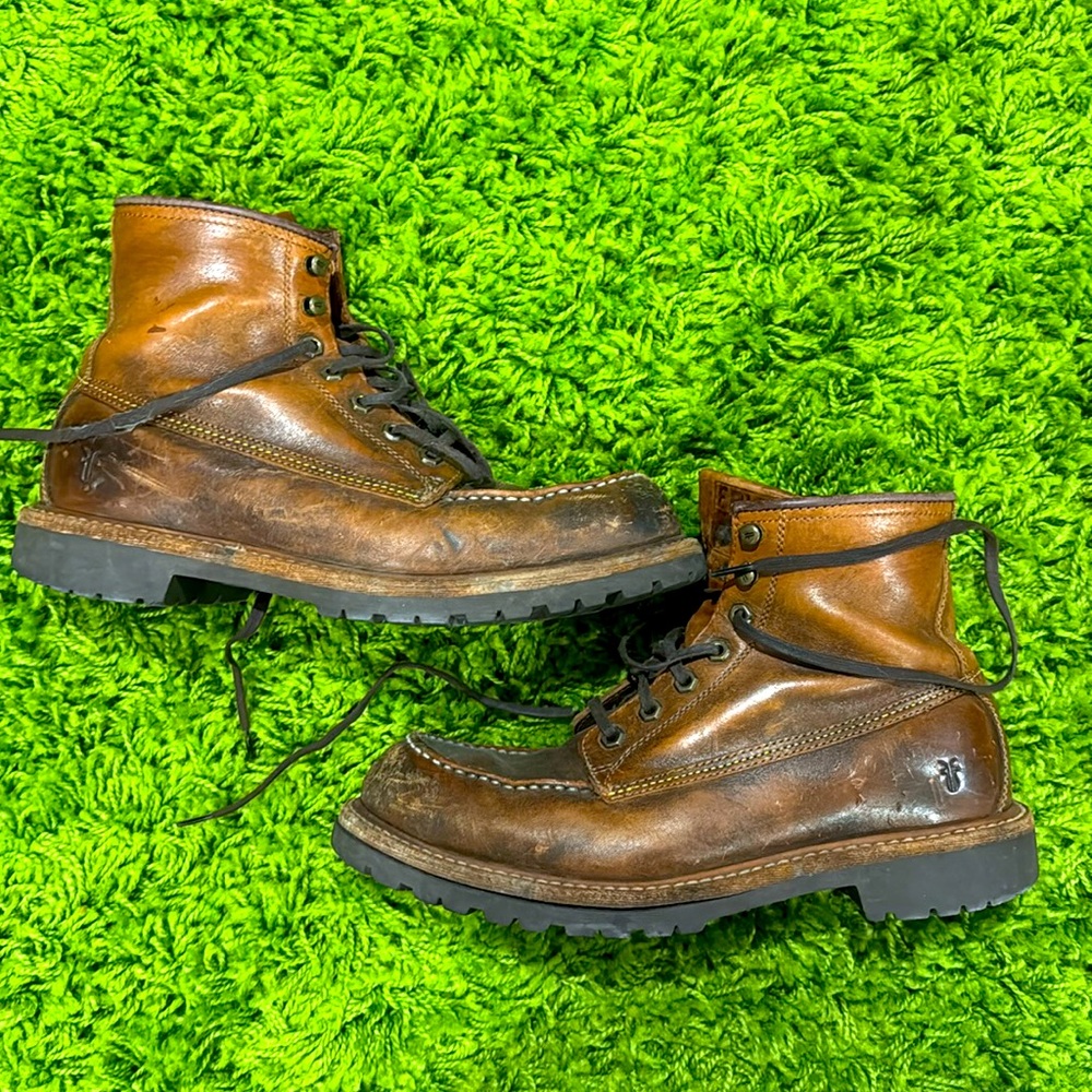 Vintage Frye moc toe boot